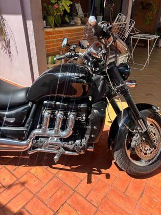 TRIUMPH ROCKET III 